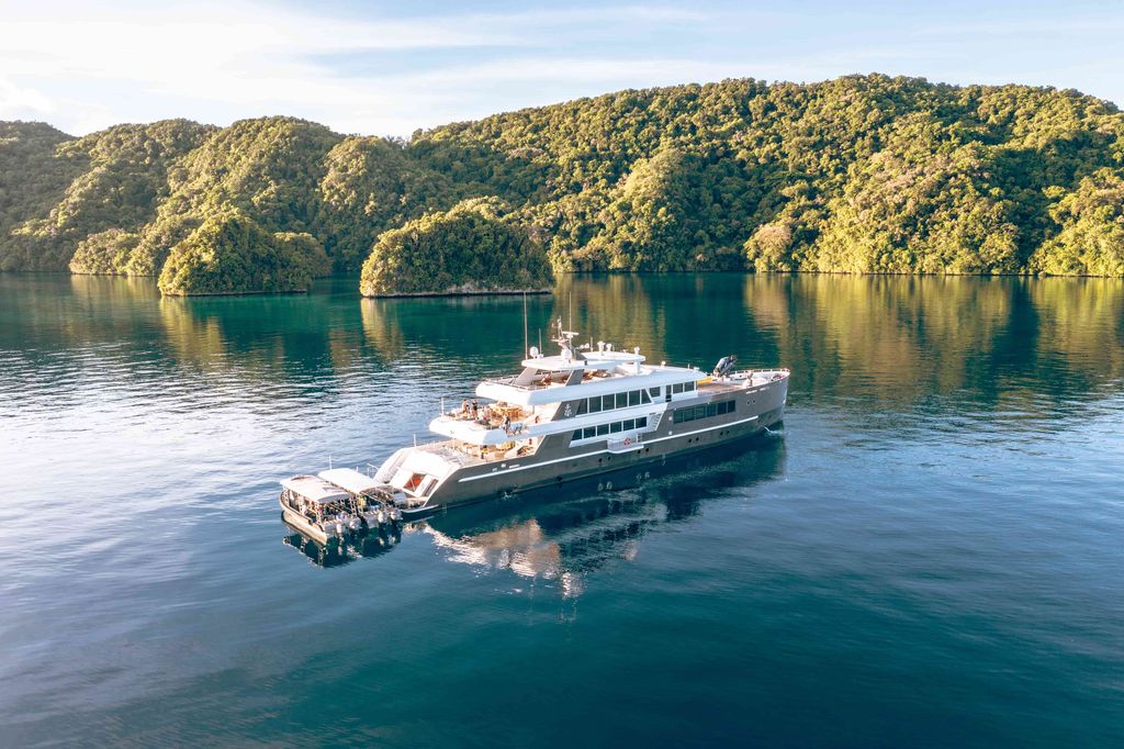 black pearl bateau